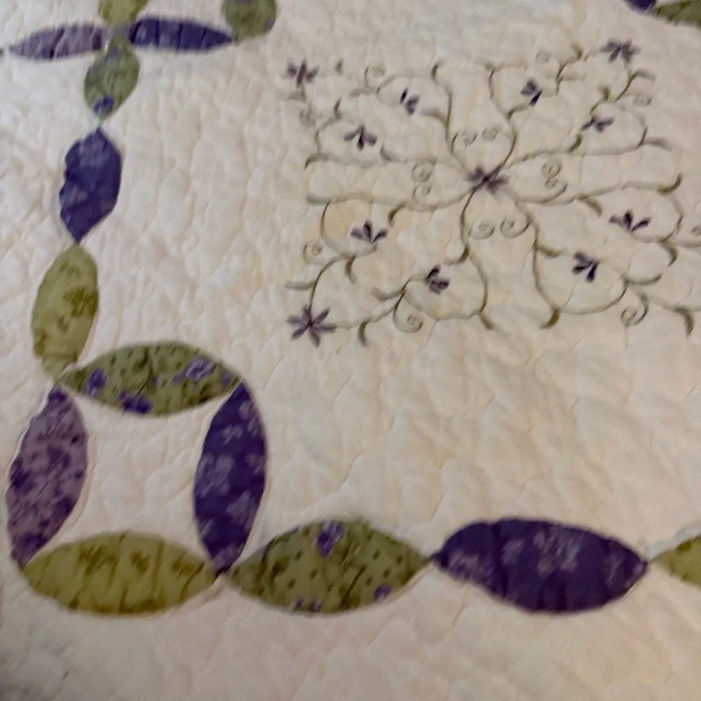 Elegant Vintage White and Purple Cottagecore Quilt